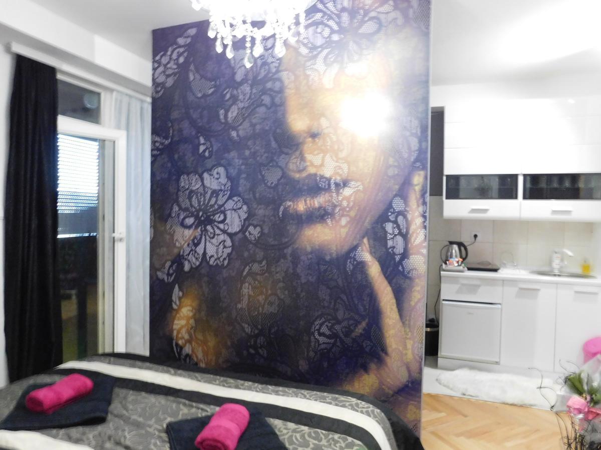 Velvet Lux Apartamento Ni Exterior foto