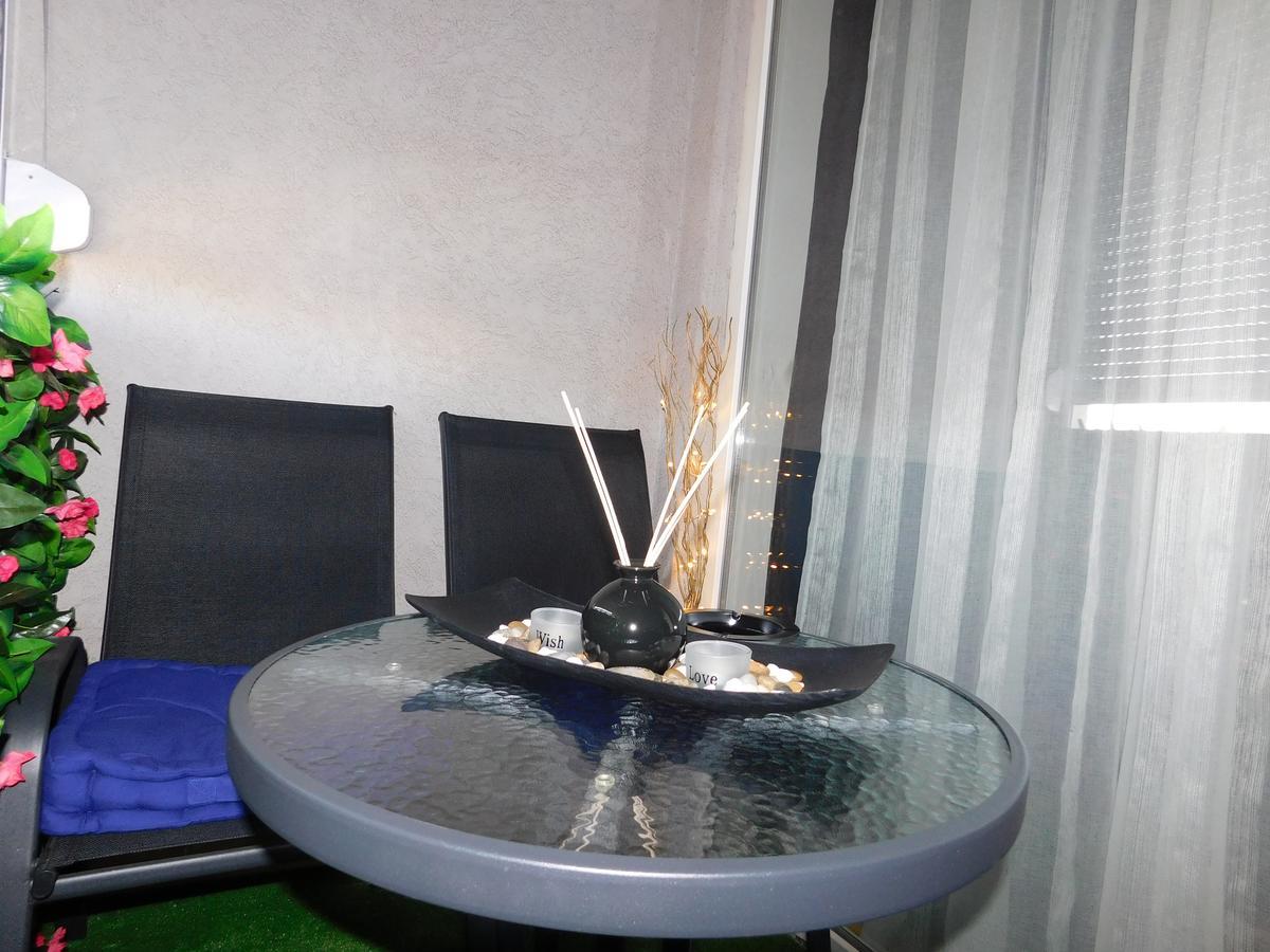 Velvet Lux Apartamento Ni Exterior foto
